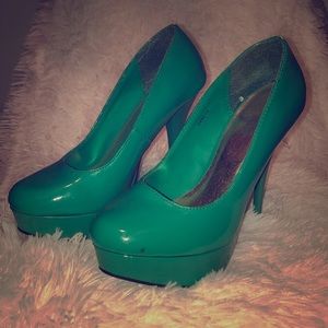 Teal heels